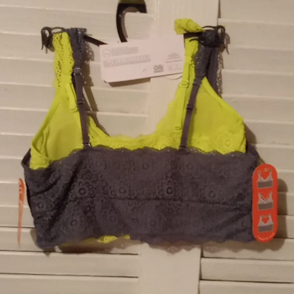 NWT☆ Girls Bralett